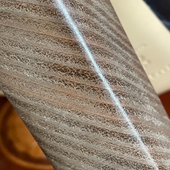 Escada  Designer NWOT Leather Sling back Pump - Picture 11 of 16